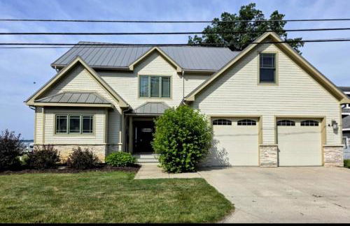 Bella Shores - Stunning Sunsets and Sandy Shoreline - Foto 1