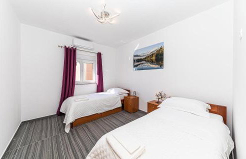 Beautiful Home In Ugljane With Wifi - Foto 33