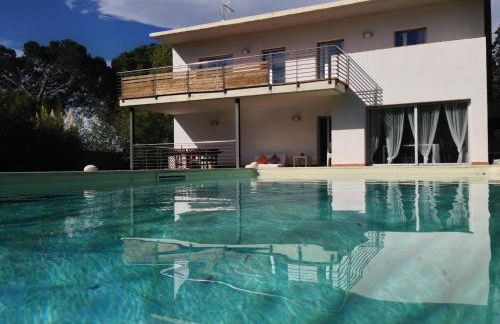 Hauzify I Can Moiset - Photo 1