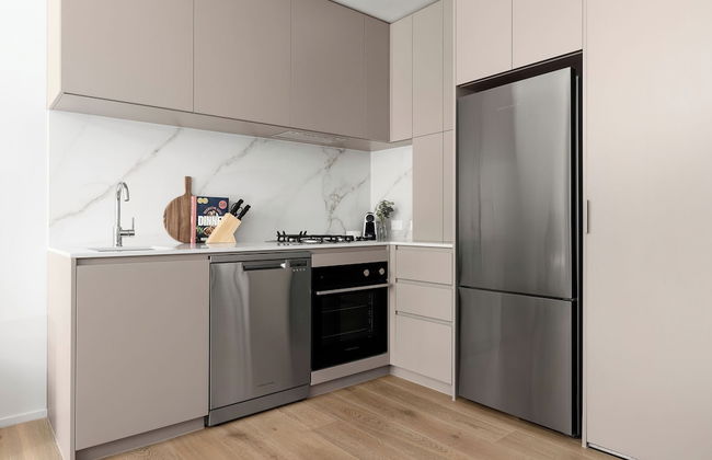 Caulfield Apartments by Urban Rest - Photo 5