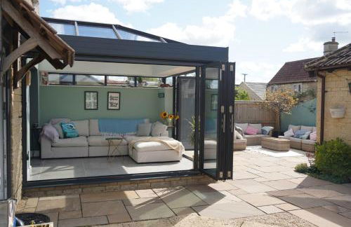 Atworth Haven: 4-Bed Home with Garden - Foto 14