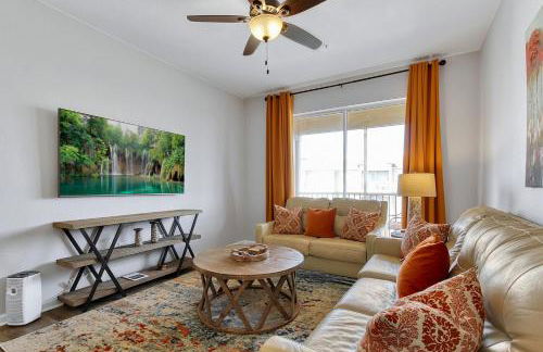 The Perch-2 Miles from Disney, Movie Theatre & Water Park - Foto 27