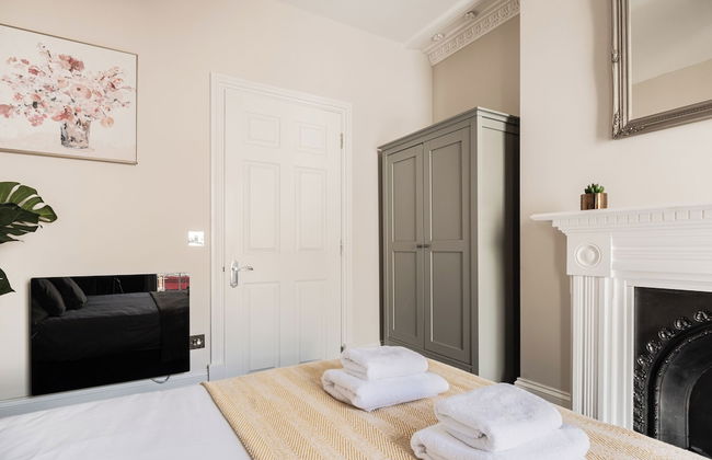 Stunning 2 Bed in Centre of Cheltenham - Photo 6
