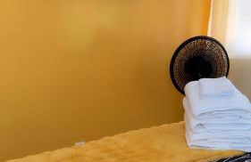 Sun-Kissed Stays - Photo 9