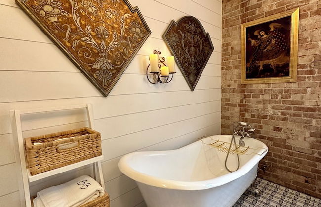 Bisbee Brownstone Suites - Photo 68