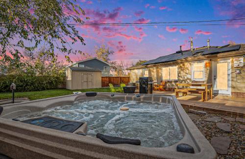 The Funky Flamingo - HOT TUB - BBQ - Fire Pit - Foto 17