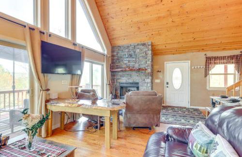 Peaceful Cabin Retreat - 9 Mi to Murphy! - Foto 8