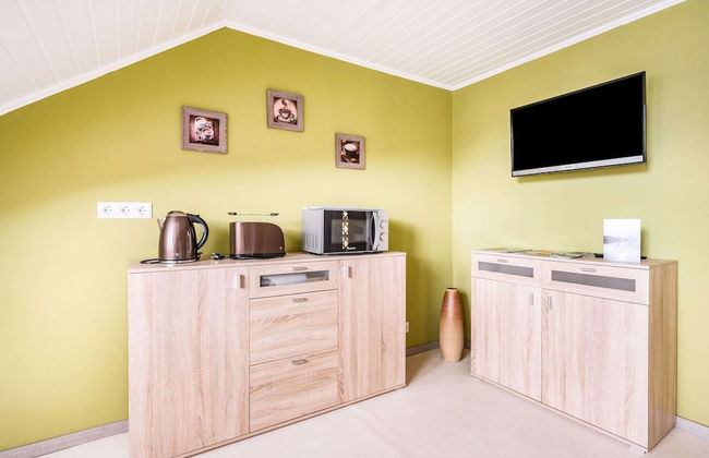 Alluring Holiday Home in Ernst With Balcony - Foto 8