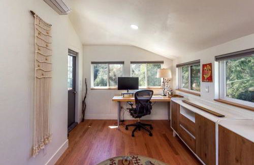 The Haven -In Town, NEWLY remodeled, Private, Stocked - Foto 14