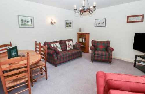 Periwinkle - Photo 6