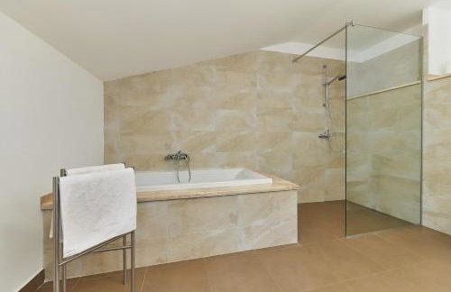 Villa Eugenia for 8 people with private pool & large garden only 3 km from the beach - Foto 35