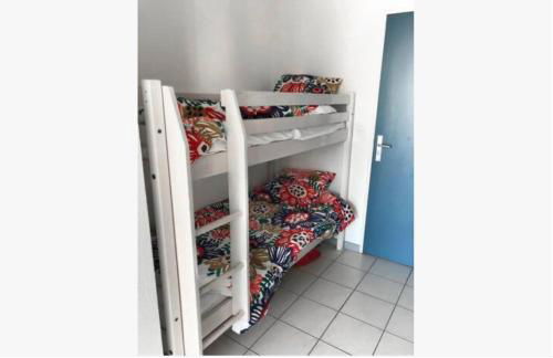 Studio au calme avec piscine, face golf, parking gratuit, tout à pied à 10mn centre ville - Foto 6