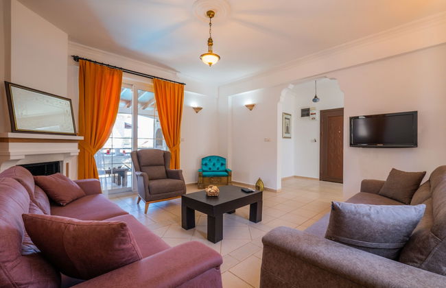 Infinity Flora Villa - Photo 17