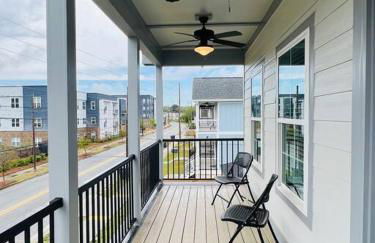 Luxury 4 Bedroom Home and private deck by MCG 6 - Foto 12