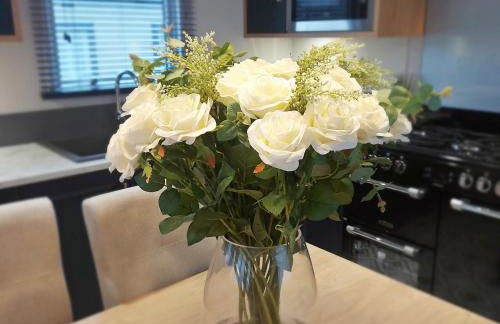 Pendle View Retreat - Holiday Park - Photo 2