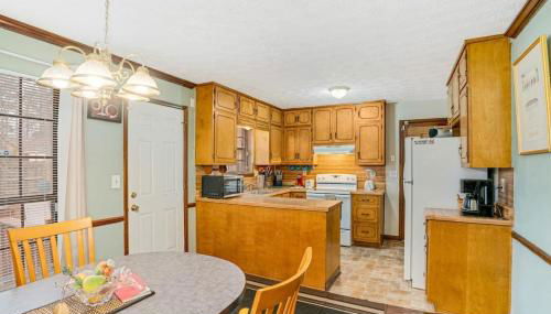 Massive 3 bedroom with fenced yard - Foto 5