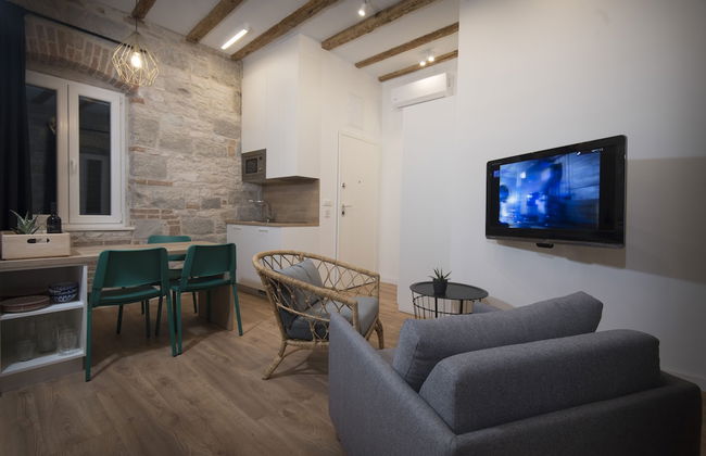 Emarconi history&luxury in Split center - Photo 28