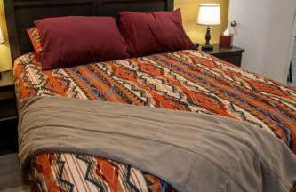 StockYards! Less than 4 minutes-Sleeps 8-Lee House - Foto 20