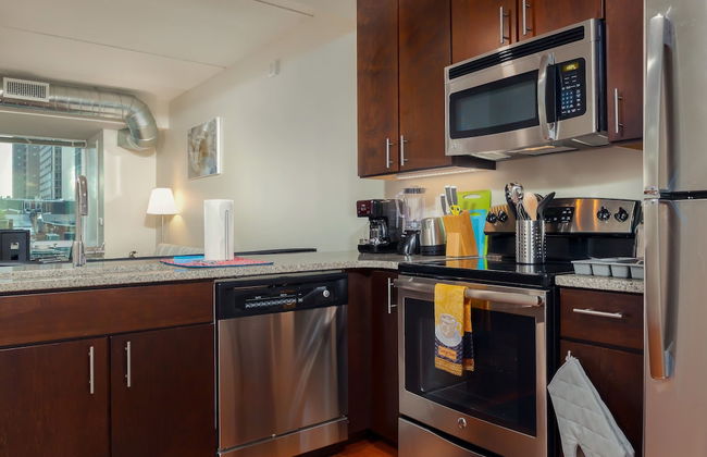 Furnished Apartment Near Rittenhouse Square 2 Bedroom Apts by RedAwning - Foto 8