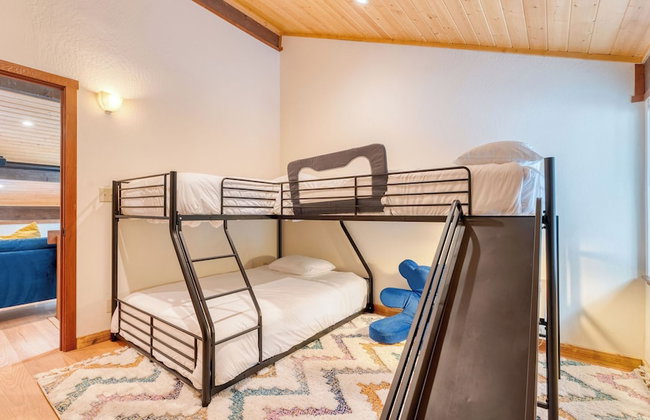 In Northstar Ski Resort! Game Room, Family-friendly Dakine Haus by Avantstay - Photo 124