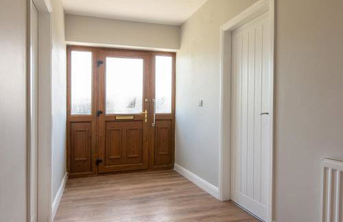 Bagworth House - Spacious 4BR Bungalow in Leicestershire - Photo 27