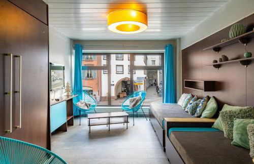 Cozy and Stylish with A-C in City Center! - Foto 6