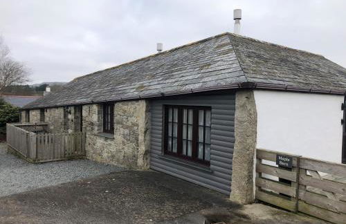 Maple & Beech Barns - Photo 3