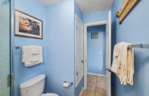 Navarre Beach Landing - Beach Gear Included - Walk to Beach - Sunset Views - Foto 41