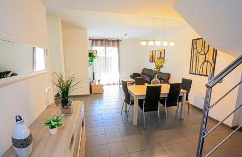 LITORAL COSTA DORADA - LAS PALMERAS Only families - Foto 11