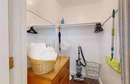 Sunny Riverside Apt Near MIT, Harvard & Red Line - Foto 12