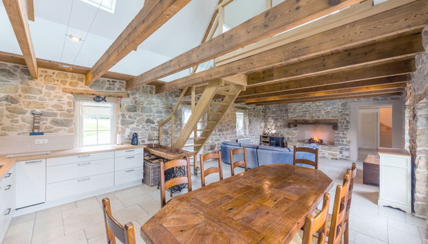 Kitchen / Dining Room