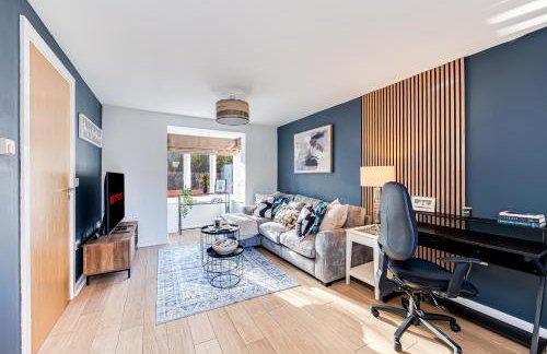 Hunsbury House - Excellent Location - Free Parking, Self-Check-In, SkyTV and Fast Wifi by Yoko Property - Foto 10