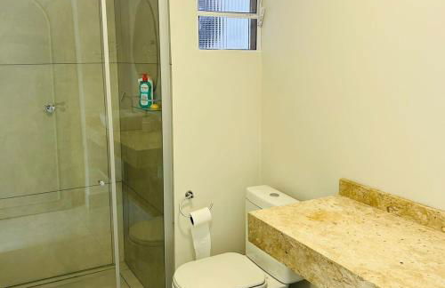 Kitnet no Centro Cívico - com ar - Photo 8