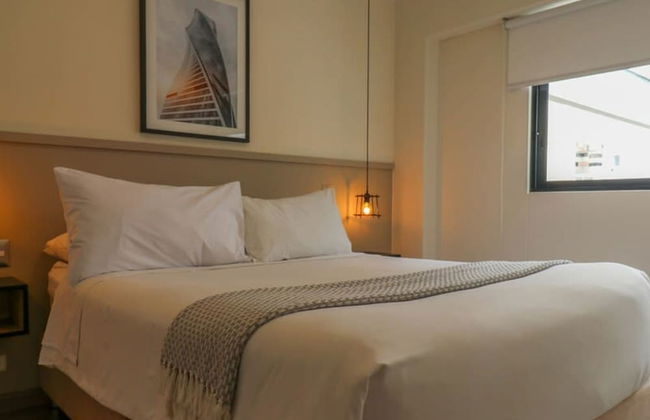 w Picturesque 2BR in the Heart of Miraflores - Photo 18