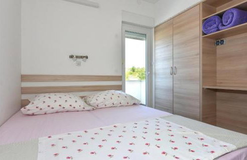 Nice Home In Rogoznica - Foto 29