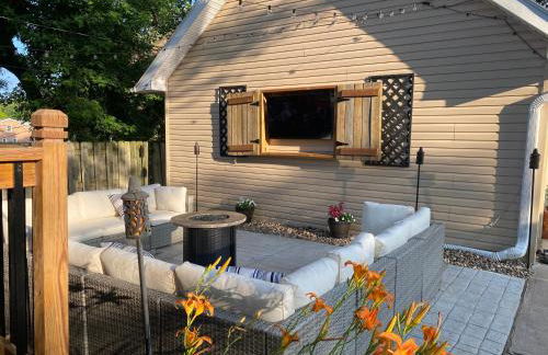 160inch Home Movie Theater- Great for movie night! - Foto 28