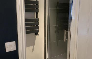 Min-Y-Fford sleeps 6 plus pet - Foto 14