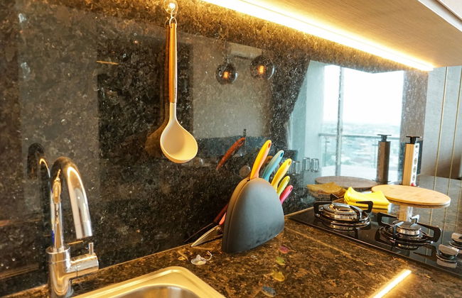 Cozy and Comfy 2BR Citralake Suites Apartment - Photo 12