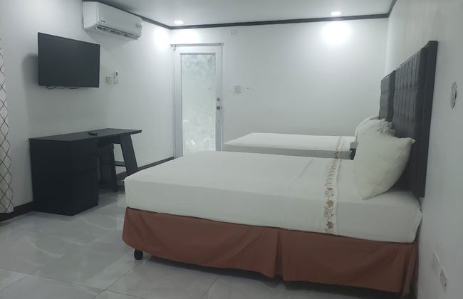 Sand and Blue Seas - Photo 19