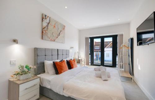 Luxury 5 Bedroom, 4 Bathroom Home in Purley - Foto 43