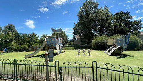 Piscine and golf - Geneva airport - ONU - Foto 5