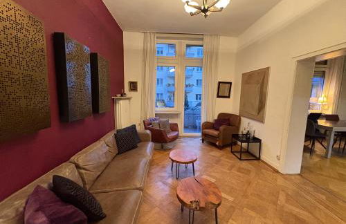 Geräumige 4-Zimmer-Wohnung im familienfreundlichen Westend mit Balkon - Foto 1