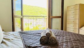 Accogliente Appartamento con Balcone Panoramico Fino a 3 Persone, Vicino al Centro Storico - Foto 2