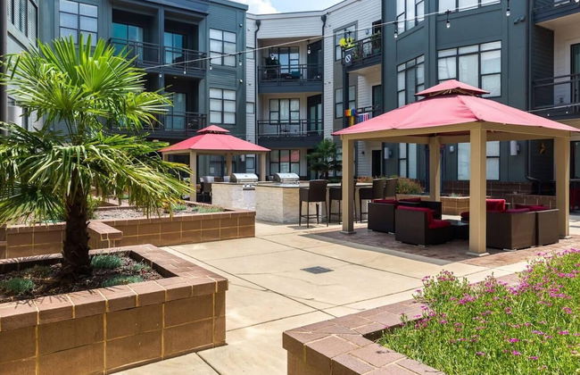 2 Bedroom Hip Apartment, Free Parking & Wifi - Foto 48