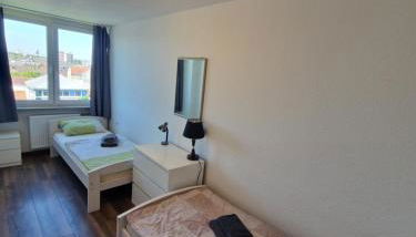 Zentral gelegenes Zwei-Zimmer Apartment mit Skylineblick - Foto 5