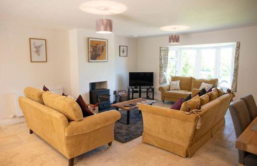 Country Crabtree Bungalow with large wild garden - Photo 19