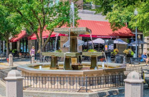 Northside FAMLYNEST Lincoln Sq 4BR 2BA 2P Rare find - Photo 46