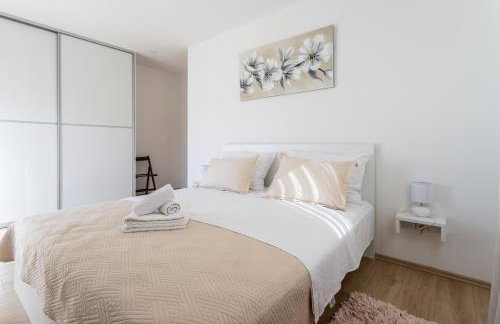 Villa Ana perfect for families with kids and groups,House with heated Pool - Photo 33