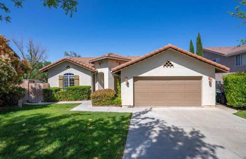 Manzanita Manor-Whimsical art & near downtown - Foto 27