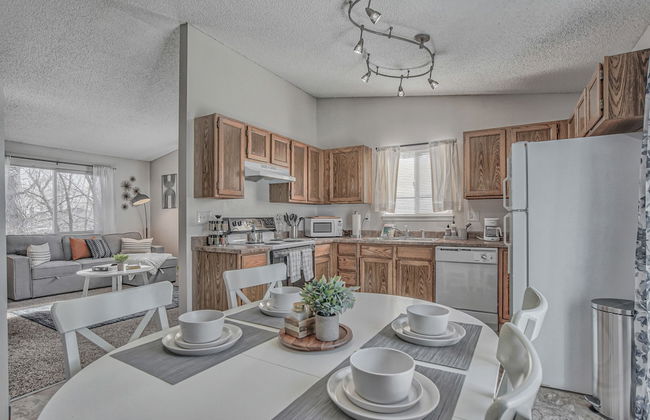 Mid-GoodnightVenture - Foto 22